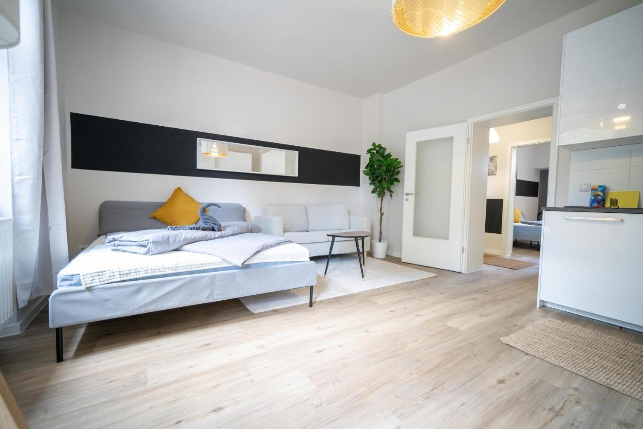 Fullhouse - Zwickau - L96 - Smarttv - Nespresso - 2 Queensize Beds Exterior photo